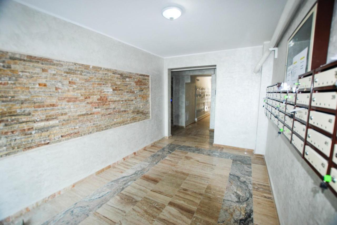 Ambra Apartment Mamaia-Nord Năvodari Exteriör bild